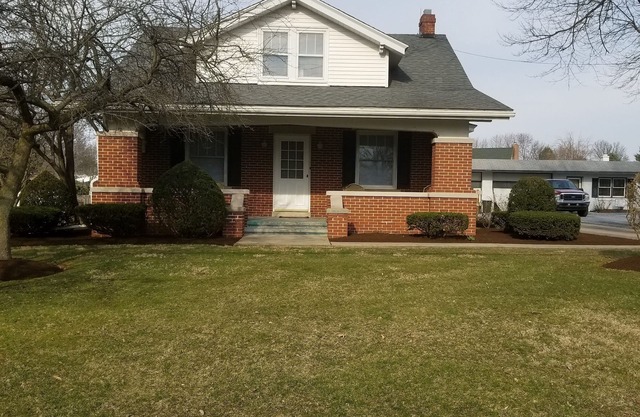 3 BR, 1 BA, 3 miles to Hershey&2 miles to In the Net Sport complex-Dog friendly