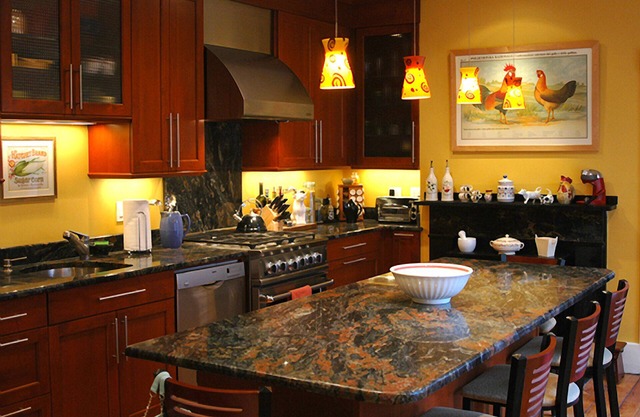 3 BR/3 BATH in Historic Home Mins from Kendall Sq , MIT, Harvard, Boston.
