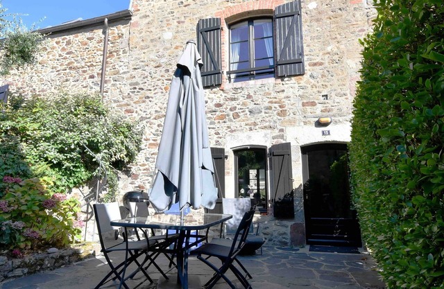 3* Breton farmhouse near the sea and the Manoli Museum