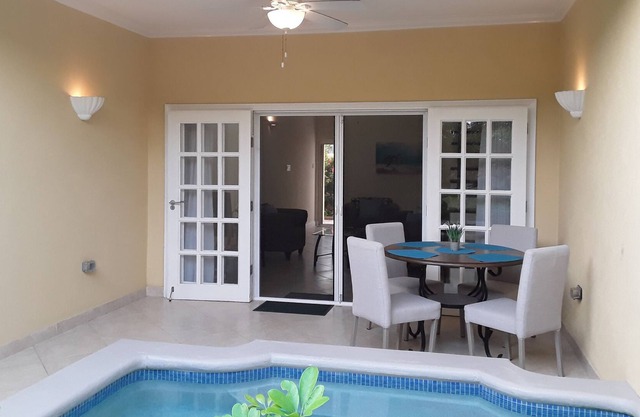 #3 LOVELY-2 Bedroom Town House with Pool opposite the beach