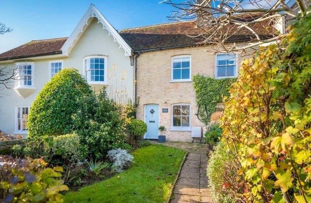 3 Lower Falkland Cottage, Long Melford