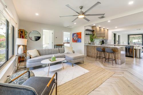 3 Mi to Beach Renovated Haven in Fort Lauderdale!