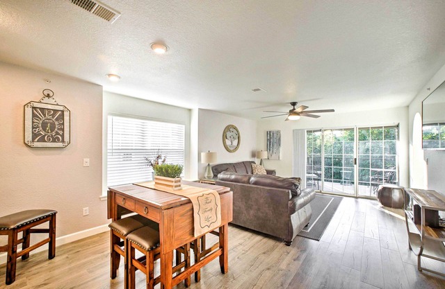 3 Mi to Branson Landing! Condo w/Game Room Access