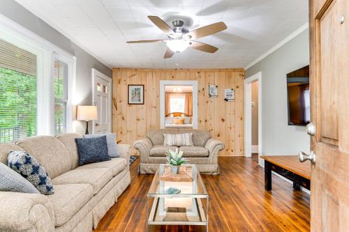 3 Mi to Downtown Home with Fire Pit in Forest City