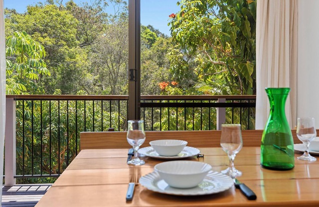 3 MINUTE WALK TO BEACH from 'Ocean Whisper Retreat'