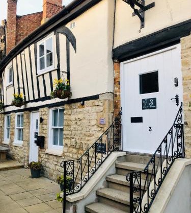 3 The Olde Barn Apartments