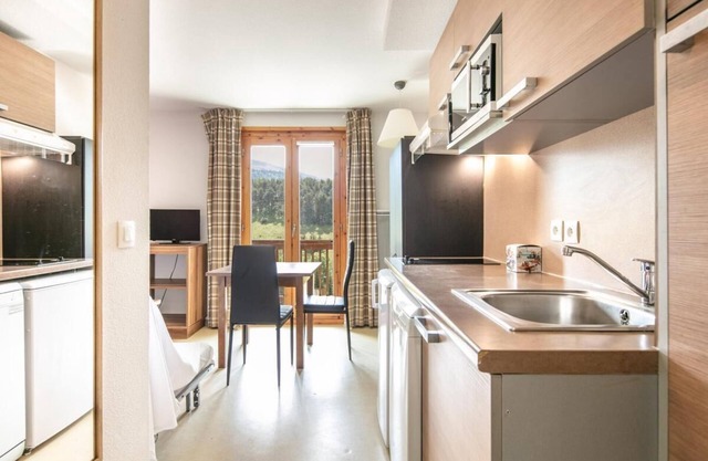 300m from shops, fitness, parking, tv, 18-24m², Gresse en Vercors