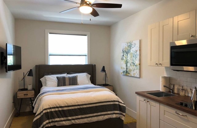307-Centrally Located Studio Apt. in San Jose City