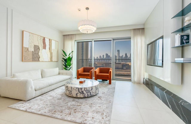 313 Luxurious Apartment in Downtown with Burj Khalifa Views