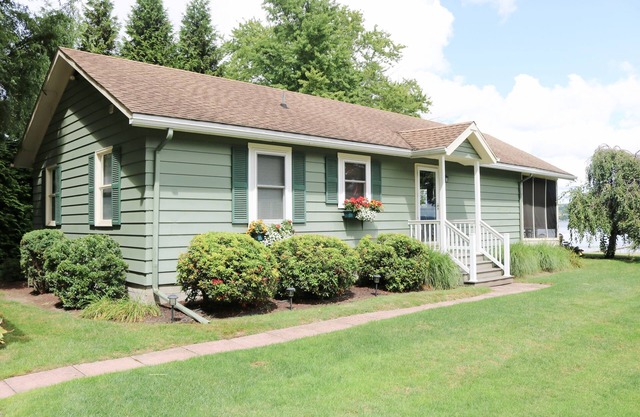 3256 Chautauqua Avenue-Chautauqua Lakefront Rental in Cheney Point!
