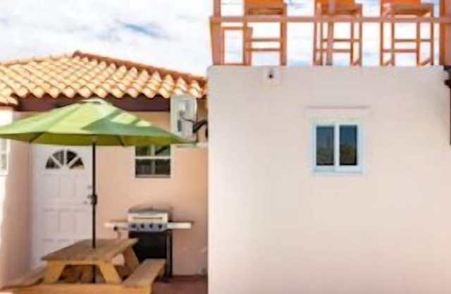 3BD villa near Best Beaches. Sleeps 7. Pets OK