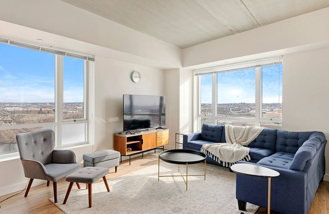 3bedroom 2bath amazing view in Assembly row