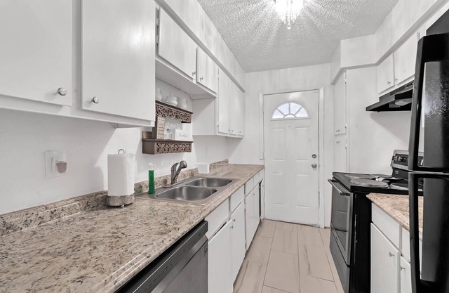 3bedroom and 1 bath