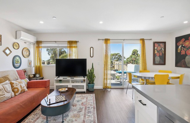 3BR/3Bth Home in Heart of San Diego