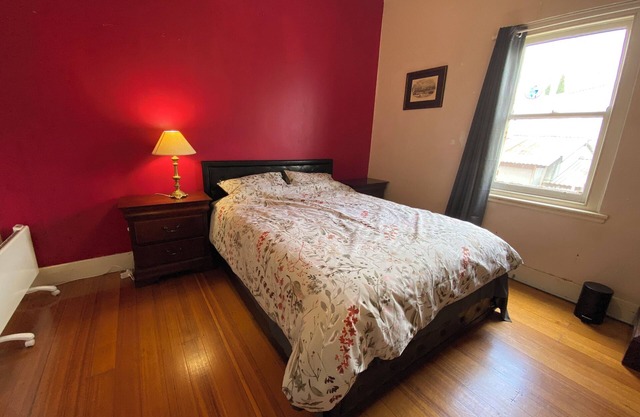 3BR Unit in the Heart of Beautiful Northcote
