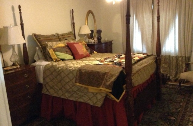 4 be, 4 bath home w/pool & hot tub.