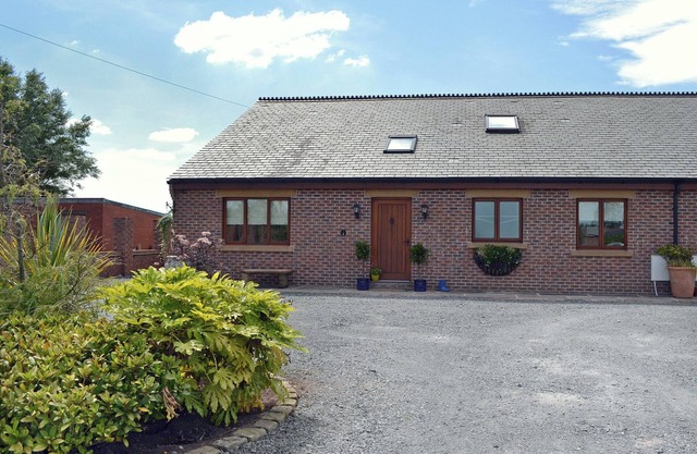 4 bedroom accommodation in Stalmine, near Poulton-le-Fylde