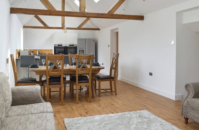 4 bedroom accommodation in Brabourne, near Ashford