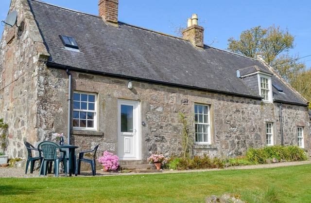 4 bedroom accommodation in Arbuthnott, near Stonehaven