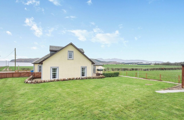 4 bedroom accommodation in Kingarth