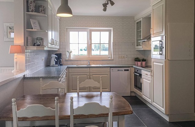 4 bedroom accommodation in Wellen
