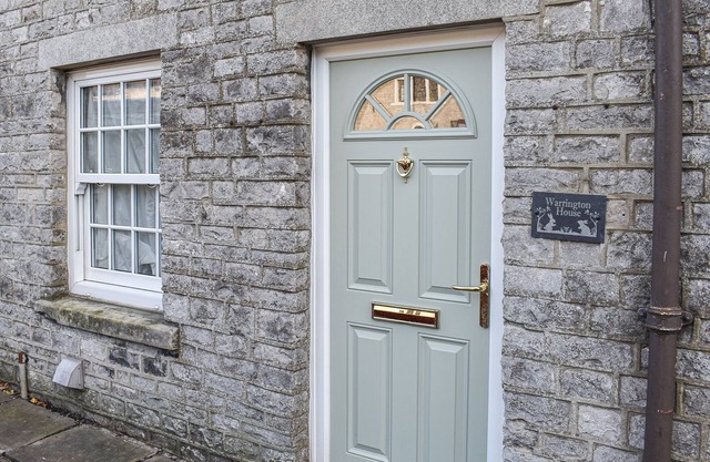 4 bedroom accommodation in Buxton