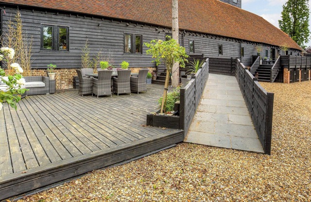 4 bedroom accommodation in Broxted, near Dunmow
