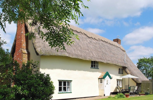 4 bedroom accommodation in Mellis