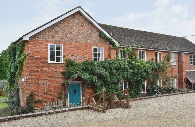 4 bedroom accommodation in Newent, Forest of Dean