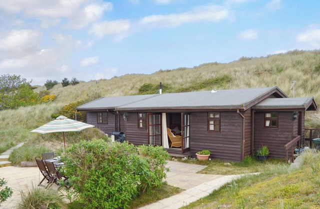 4 bedroom accommodation in Sea Palling, Norwich