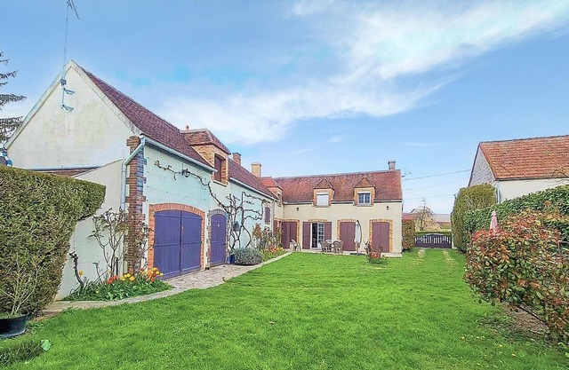 4 bedroom amazing home in Flacy