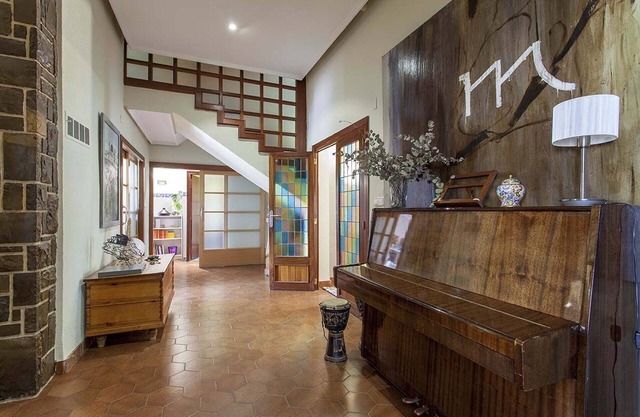 4 bedroom CASA DEL RIO for 8 people