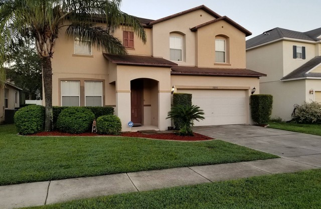 4-bedroom house in cool Clermont with AC, WiFi. Enjoy your stay