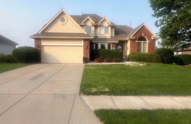 4- Bedroom House on Tiburon Golf Course! Book now