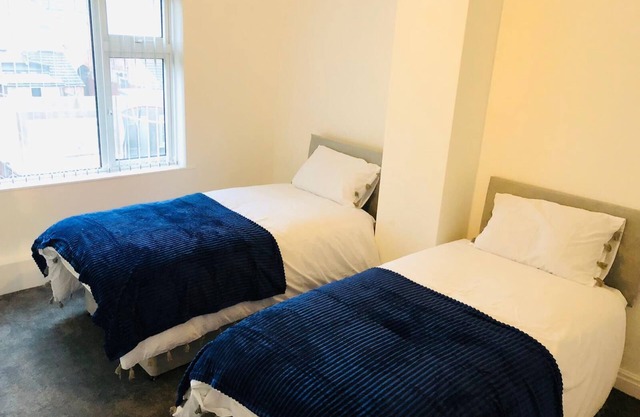 4 Bedroom Lovely house in Loughborough