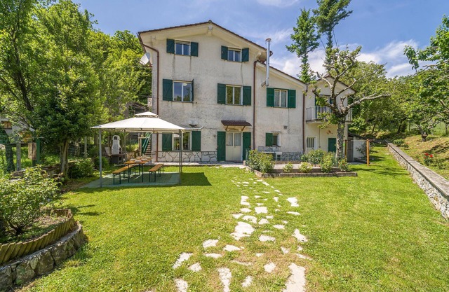 4 bedroom lovely home in Ne (GE)