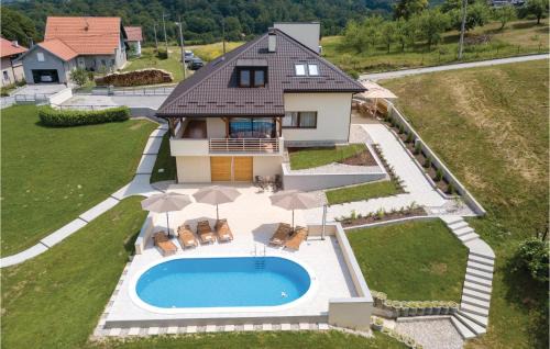 4 Bedroom Nice Home In Starjak