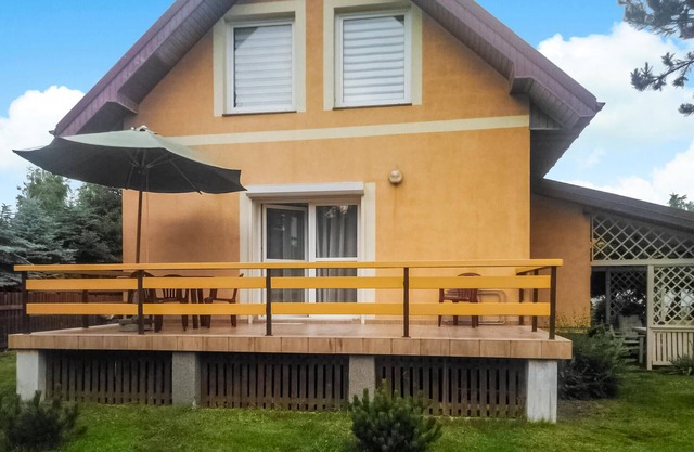 4 bedroom stunning home in Dominikowo