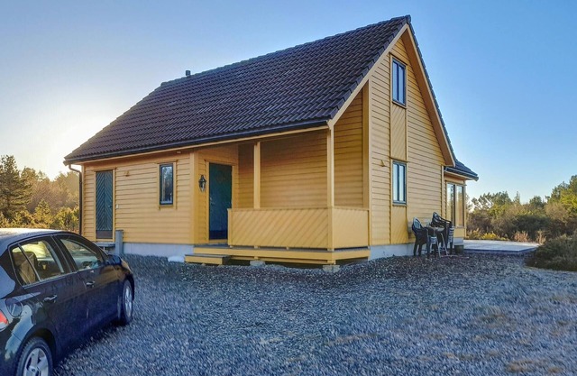 4 bedroom stunning home in Auklandshamn