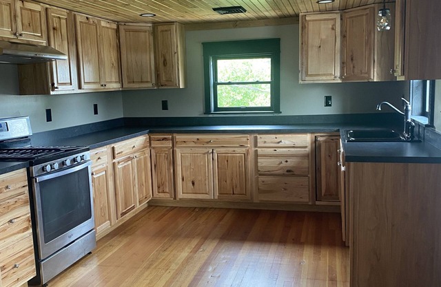 4 BR Barndominium by the mountains 15 min from Carlisle