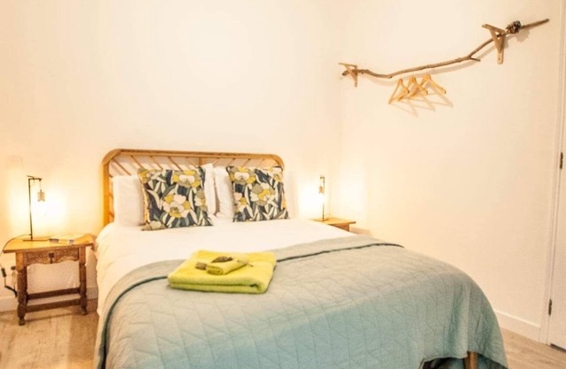 4 ensuite bedrooms in beautiful winegrowers house