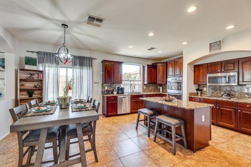 4 Mi to San Tan Valley Family-Friendly Getaway