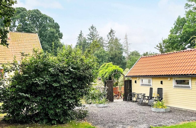 4 person holiday home in FÄRLÖV