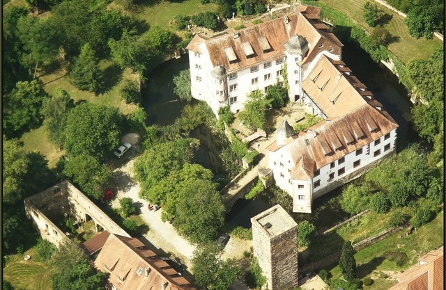 4 romantic castle apartments in the region Heidelberg/Neckar valley