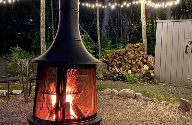4 Season Cabin great for Summer or Winter activities! nExcellent Green Space
