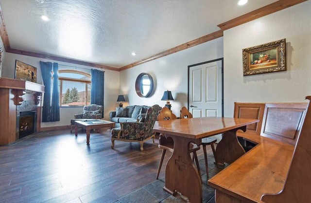 4-Star Zermatt Resort 2B2B Villa Only Min's to Park City, Deer Valley & Sundance