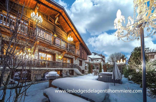 400 m slopes at the gates of Megeve Sauna SPA apartment 200m2 in cosy chalet