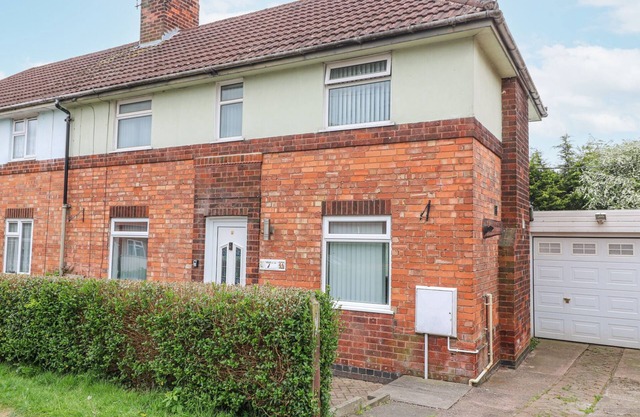 46 DALBY ROAD, pet friendly, with a garden in Antsey