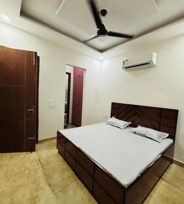 4BHK Luxury Villa In Mohali - Stay Royal