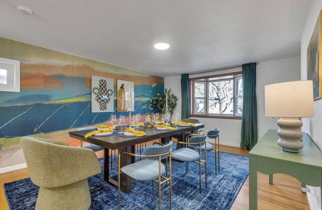 4BR Near Denver-Enjoy Air hockey-Ping Pong-Pool table-Mini Golf-Yoga- Sleeps 10